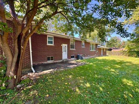 Tiny photo for 425 Cottonwood Road, Frankfort, IL 60423 (MLS # 12485086)