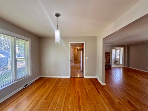 Tiny photo for 425 Cottonwood Road, Frankfort, IL 60423 (MLS # 12485086)