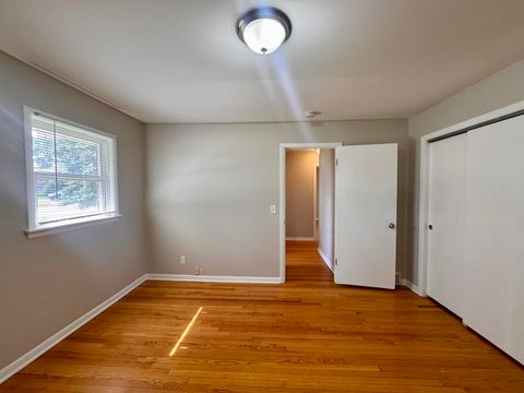 Tiny photo for 425 Cottonwood Road, Frankfort, IL 60423 (MLS # 12485086)