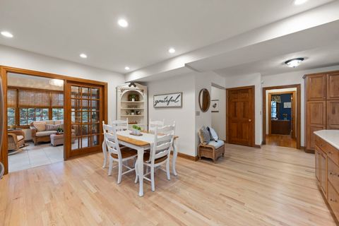 Tiny photo for 909 S Wheaton Avenue, Wheaton, IL 60189 (MLS # 12560754)