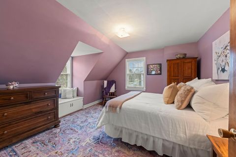 Tiny photo for 909 S Wheaton Avenue, Wheaton, IL 60189 (MLS # 12560754)