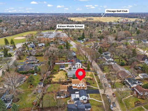 Tiny photo for 909 S Wheaton Avenue, Wheaton, IL 60189 (MLS # 12560754)