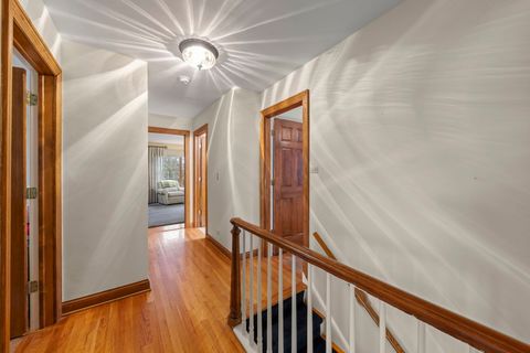 Tiny photo for 909 S Wheaton Avenue, Wheaton, IL 60189 (MLS # 12560754)