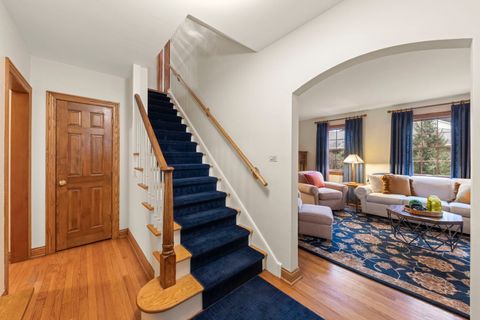 Tiny photo for 909 S Wheaton Avenue, Wheaton, IL 60189 (MLS # 12560754)