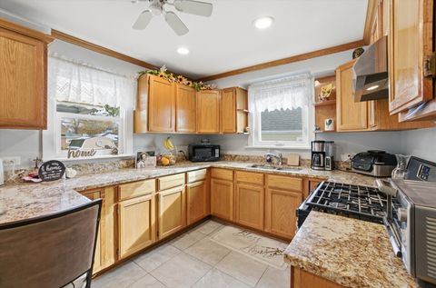 Tiny photo for 9131 Newcastle Avenue, Morton Grove, IL 60053 (MLS # 12513932)