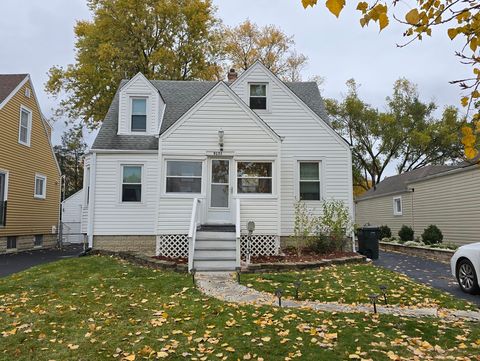 Tiny photo for 9131 Newcastle Avenue, Morton Grove, IL 60053 (MLS # 12513932)