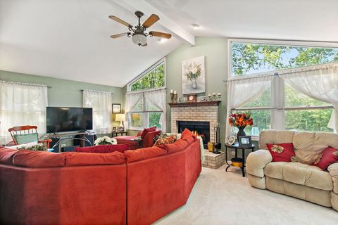 Tiny photo for 910 Division Street, Barrington, IL 60010 (MLS # 12639378)