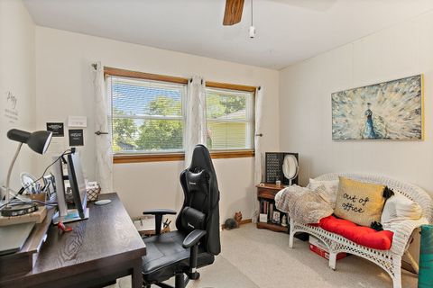 Tiny photo for 910 Division Street, Barrington, IL 60010 (MLS # 12639378)