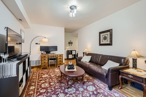 Tiny photo for 28 S 6th Avenue #1D, La Grange, IL 60525 (MLS # 12465305)