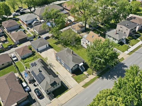 Tiny photo for 13116 S Avenue O Avenue, Chicago, IL 60633 (MLS # 12649982)