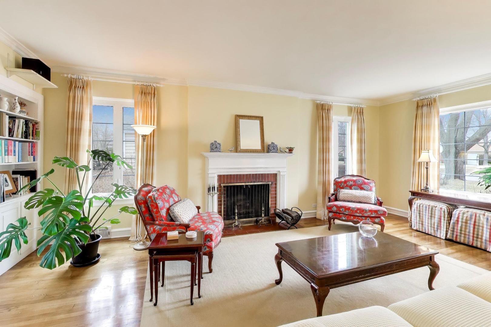 9433 Crawford Avenue