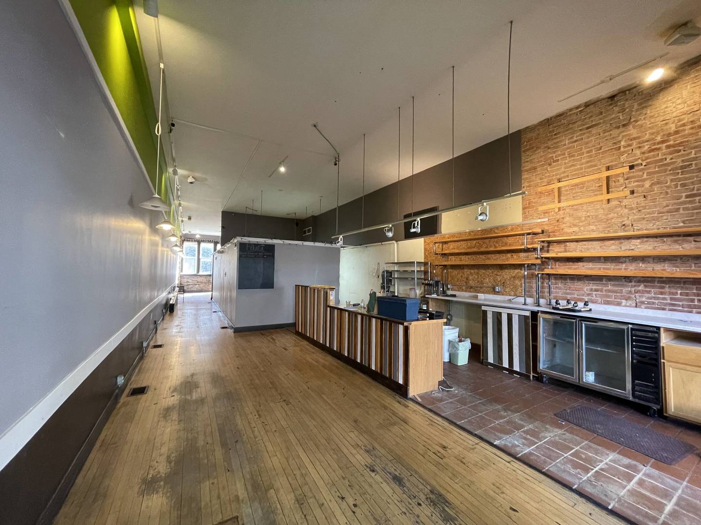 116 N Neil Street