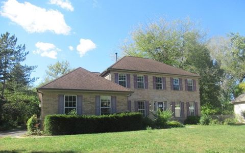 Photo of 600 Brookstone Road, Grayslake, IL 60030 (MLS # 12492926)