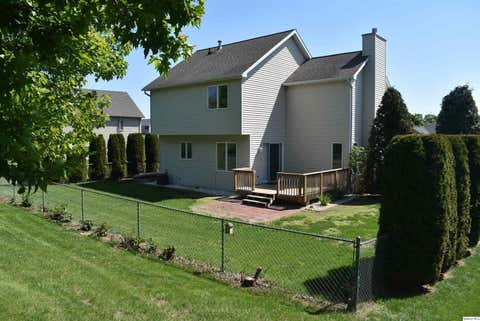 Tiny photo for 2501 Lindsey Court, Quincy, IL 62305 (MLS # 12543951)