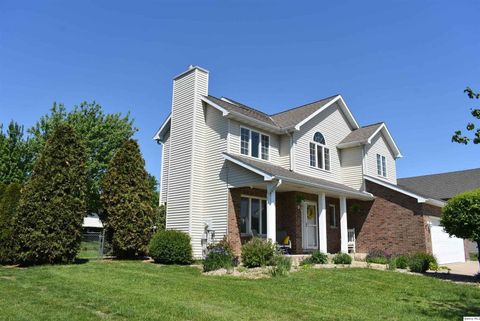 Tiny photo for 2501 Lindsey Court, Quincy, IL 62305 (MLS # 12543951)