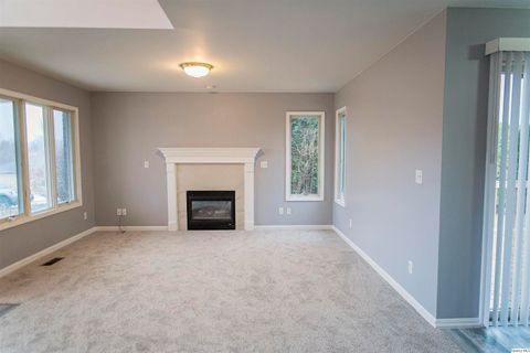 Tiny photo for 2501 Lindsey Court, Quincy, IL 62305 (MLS # 12543951)