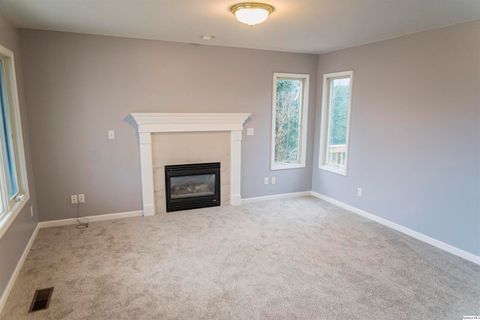Tiny photo for 2501 Lindsey Court, Quincy, IL 62305 (MLS # 12543951)