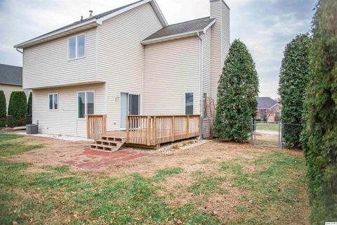 Tiny photo for 2501 Lindsey Court, Quincy, IL 62305 (MLS # 12543951)