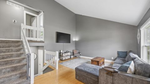 Tiny photo for 992 Ascot Drive, Crystal Lake, IL 60014 (MLS # 12605850)