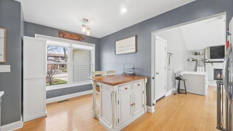 Tiny photo for 992 Ascot Drive, Crystal Lake, IL 60014 (MLS # 12605850)