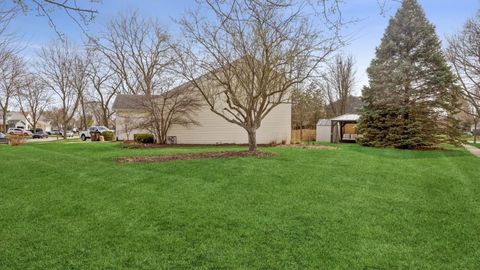Tiny photo for 992 Ascot Drive, Crystal Lake, IL 60014 (MLS # 12605850)