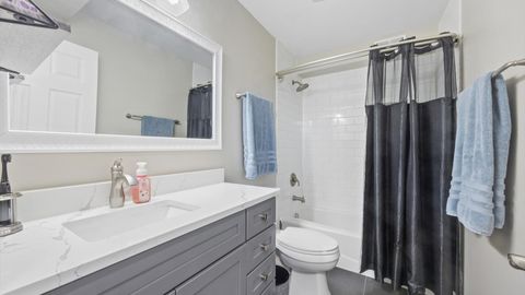 Tiny photo for 992 Ascot Drive, Crystal Lake, IL 60014 (MLS # 12605850)