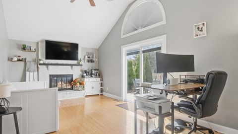 Tiny photo for 992 Ascot Drive, Crystal Lake, IL 60014 (MLS # 12605850)