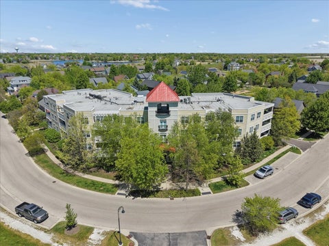Tiny photo for 977 Harris Road #34, Grayslake, IL 60030 (MLS # 12734229)