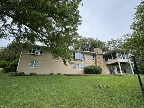 Tiny photo for 428 Overlook Court, Geneseo, IL 61254 (MLS # 12673827)