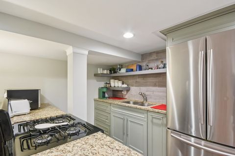 Tiny photo for 2928 N Rutherford Avenue, Chicago, IL 60634 (MLS # 12634427)