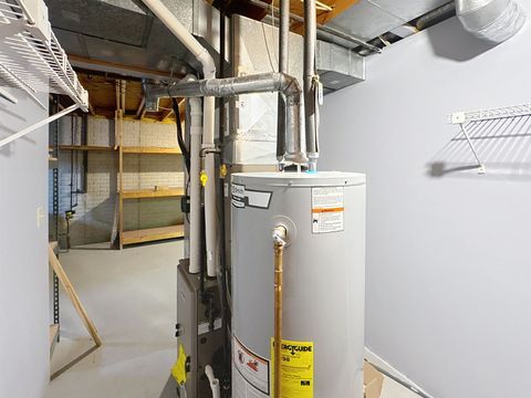 Tiny photo for 400 29th Avenue Drive #7C, Moline, IL 61265 (MLS # 100000149)