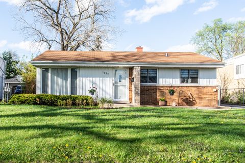Photo of Morton Grove, IL 60053 (MLS # 12627736)