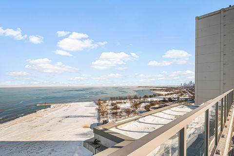 Tiny photo for 5757 N Sheridan Road #15G, Chicago, IL 60660 (MLS # 12566845)