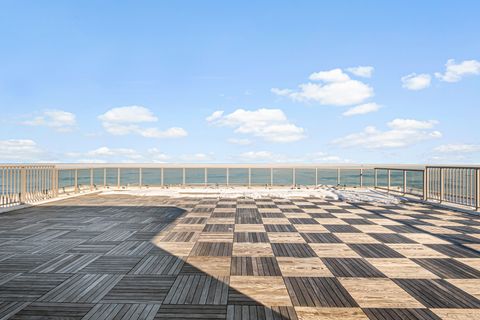 Tiny photo for 5757 N Sheridan Road #15G, Chicago, IL 60660 (MLS # 12566845)