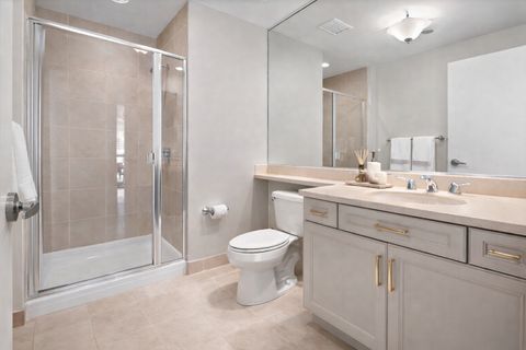 Tiny photo for 130 N Garland Court #3205, Chicago, IL 60602 (MLS # 12504237)