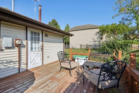 Tiny photo for 1933 Whittier Lane, Schaumburg, IL 60193 (MLS # 12483038)