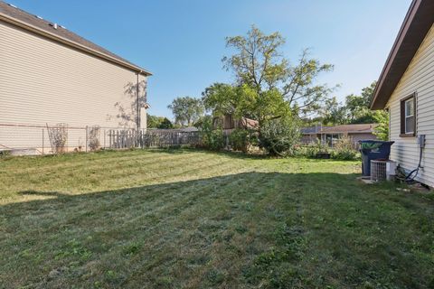 Tiny photo for 1933 Whittier Lane, Schaumburg, IL 60193 (MLS # 12483038)