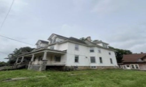 16-18 N Green Avenue