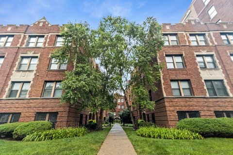 4529.5 S Drexel Boulevard 2W Chicago IL 60653