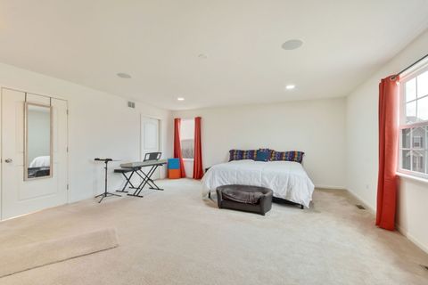 Tiny photo for 1 Pond Court, Bolingbrook, IL 60490 (MLS # 12580225)