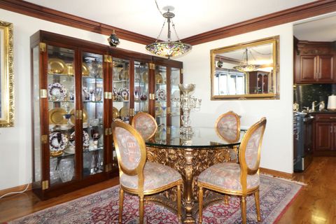 Tiny photo for 6033 N Sheridan Road #40H, Chicago, IL 60660 (MLS # 12468741)