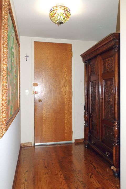 Tiny photo for 6033 N Sheridan Road #40H, Chicago, IL 60660 (MLS # 12468741)