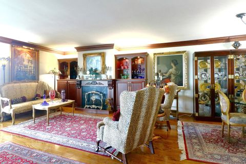 Tiny photo for 6033 N Sheridan Road #40H, Chicago, IL 60660 (MLS # 12468741)