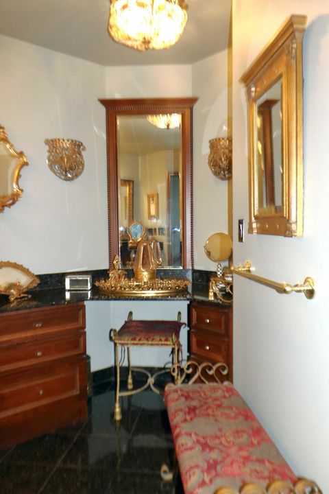 Tiny photo for 6033 N Sheridan Road #40H, Chicago, IL 60660 (MLS # 12468741)