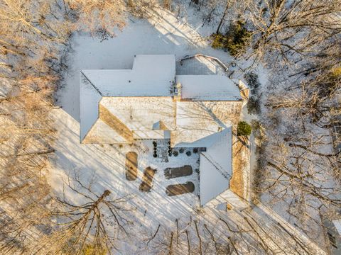 Tiny photo for 175 Margate Court, Lake Bluff, IL 60044 (MLS # 12550062)