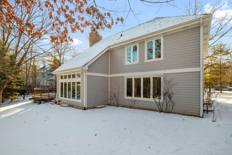 Tiny photo for 175 Margate Court, Lake Bluff, IL 60044 (MLS # 12550062)