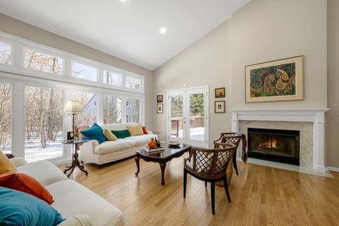 Tiny photo for 175 Margate Court, Lake Bluff, IL 60044 (MLS # 12550062)