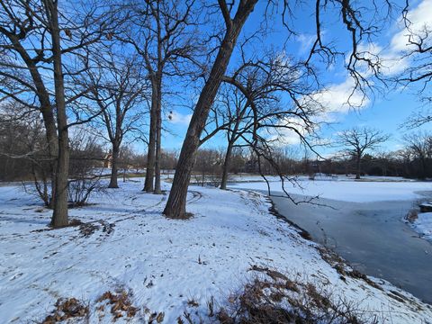 Tiny photo for 175 Margate Court, Lake Bluff, IL 60044 (MLS # 12550062)