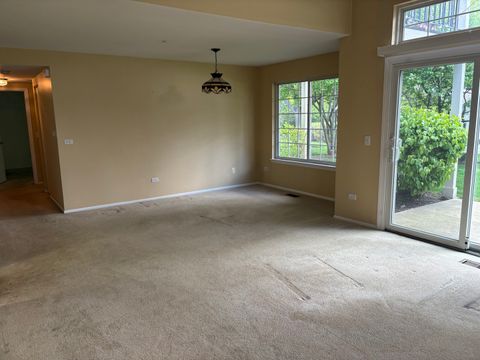 Tiny photo for 1602 Columbia Circle #4, Bartlett, IL 60103 (MLS # 12620004)
