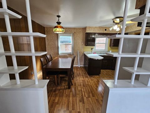 Tiny photo for 8500 Parkside Avenue, Burbank, IL 60459 (MLS # 12604365)